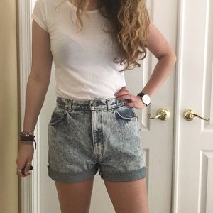 Vintage Chic High Waisted Cuffed Jean Shorts